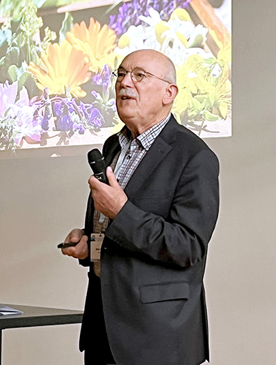 Dr. Ulrich Enzel